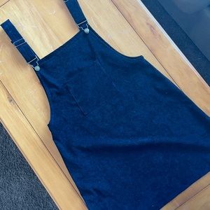 Overall style dress